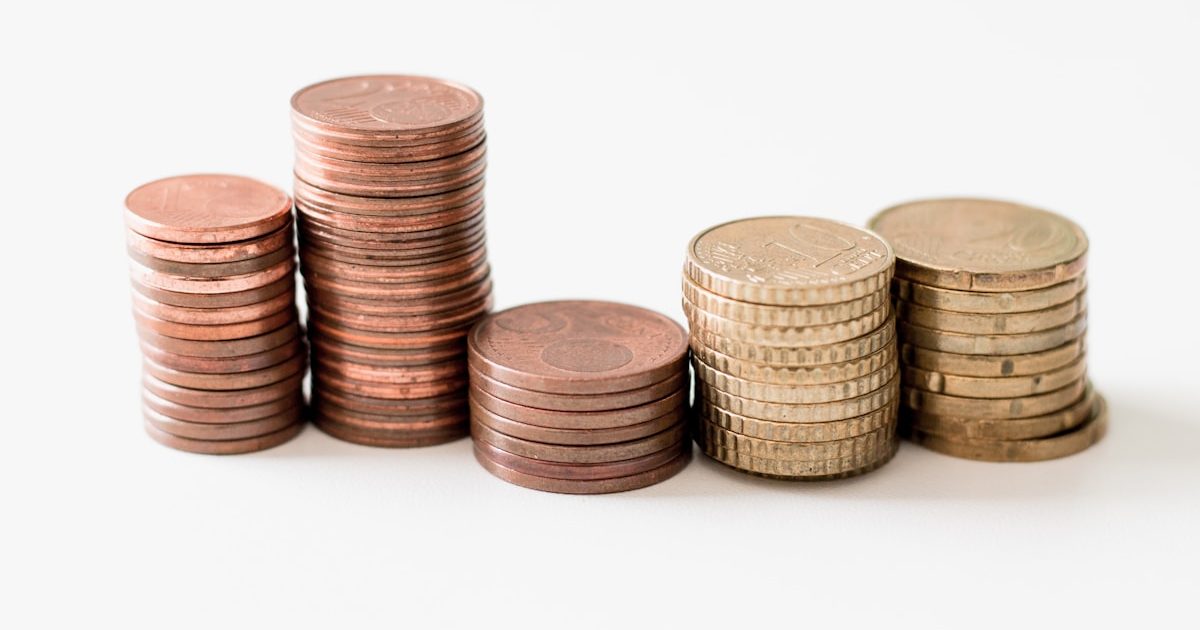 公務員のカードローン審査が有利な理由と注意点
